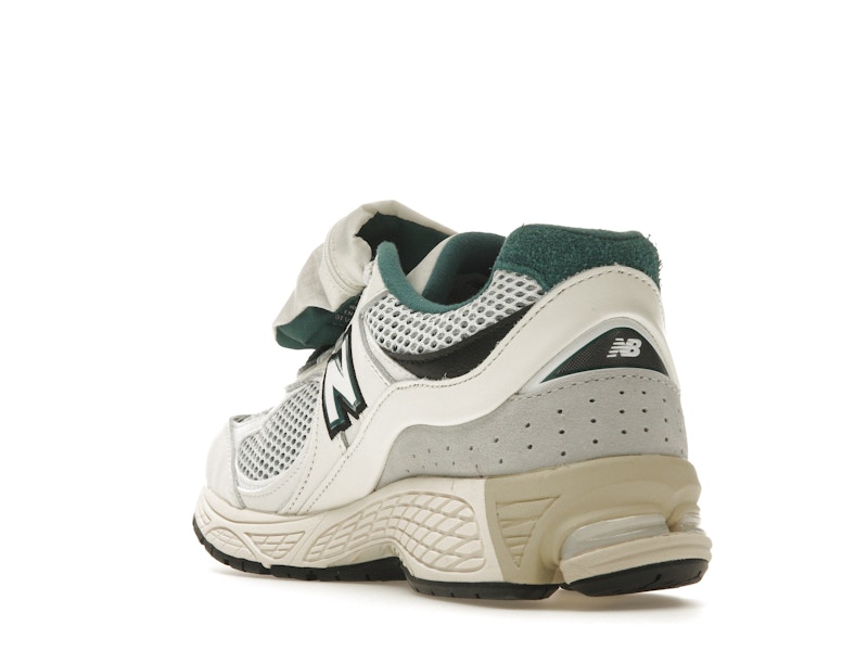 New Balance 2002R Vintage Teal Pouch