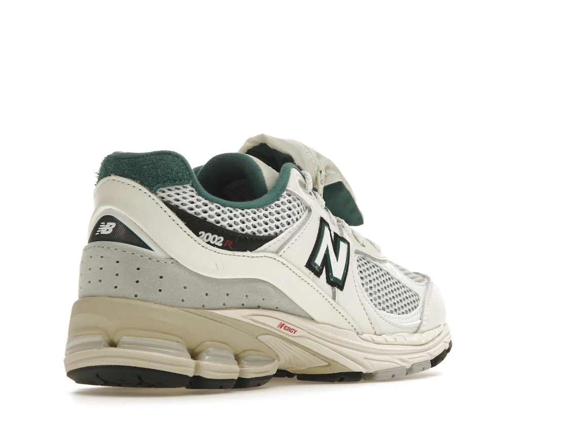New Balance 2002R Vintage Teal Pouch