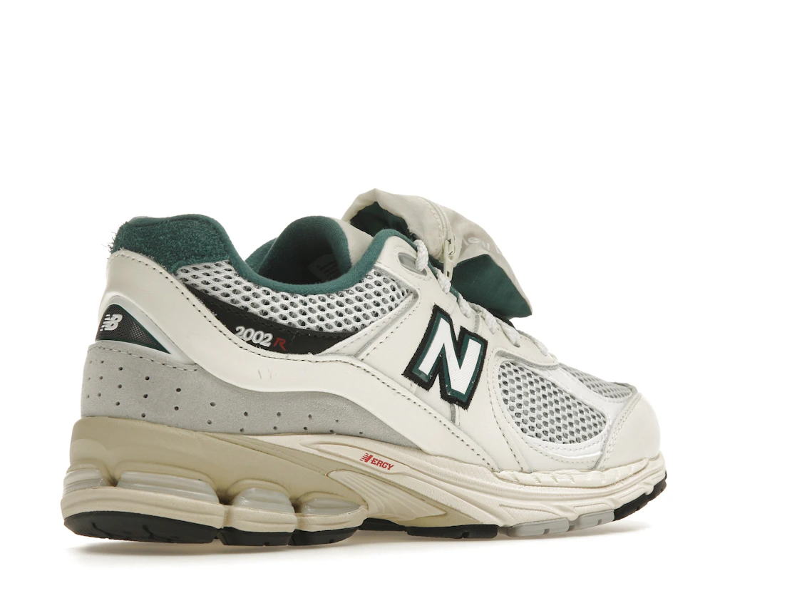 New Balance 2002R Vintage Teal Pouch