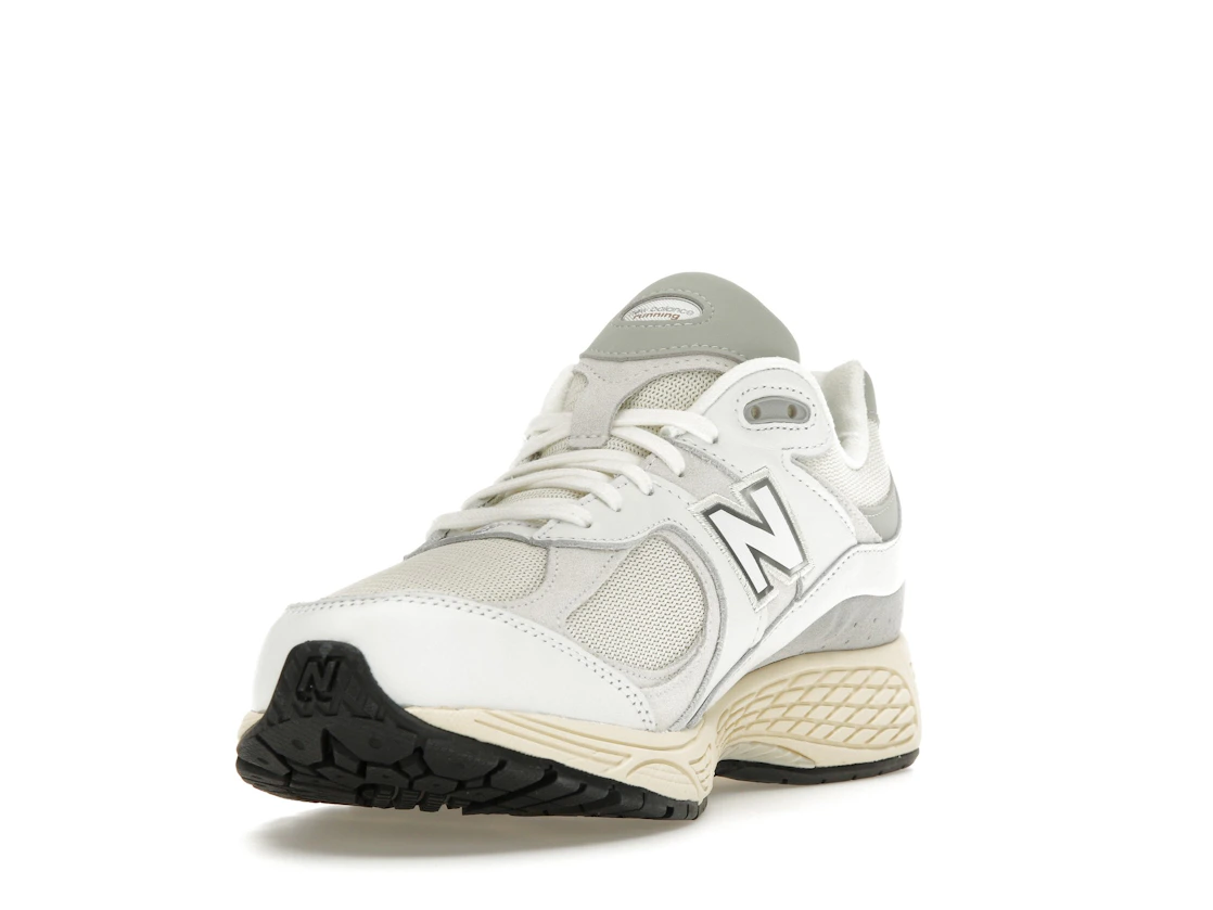 New Balance 2002R White Gold