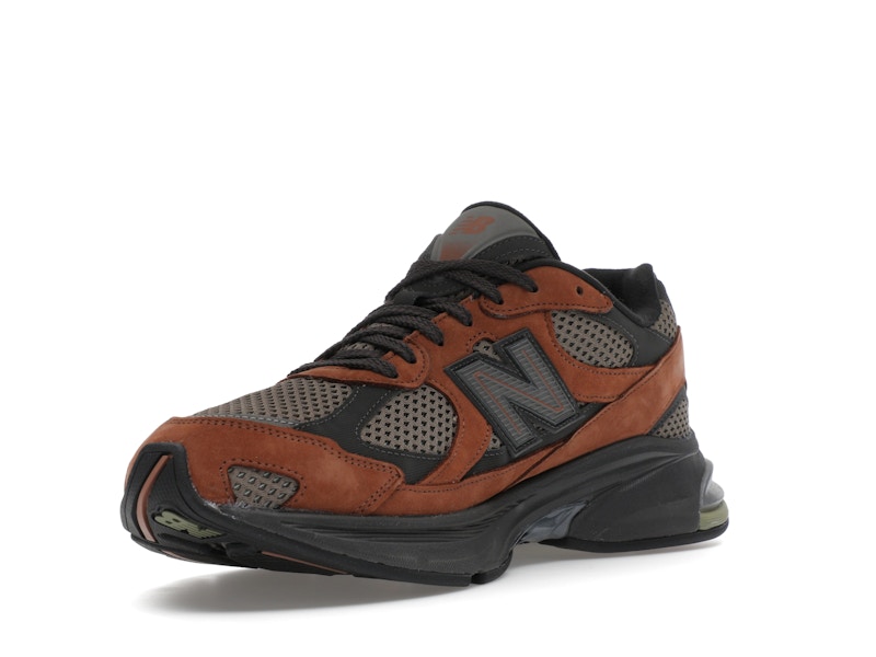 New Balance 2010 Brown