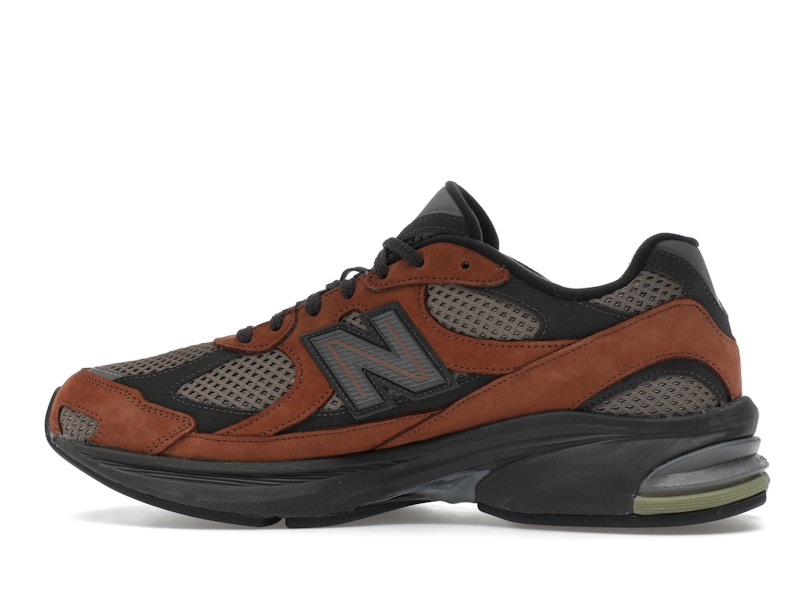 New Balance 2010 Brown