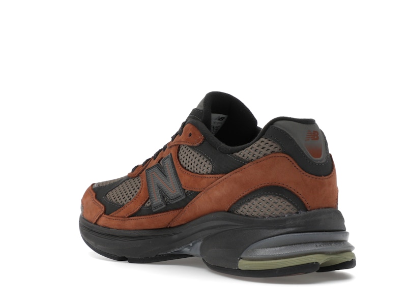 New Balance 2010 Brown