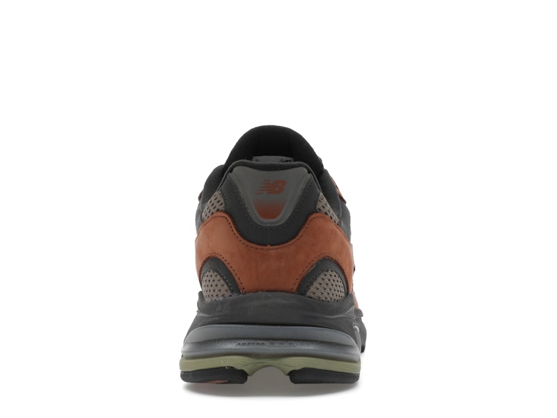 New Balance 2010 Brown