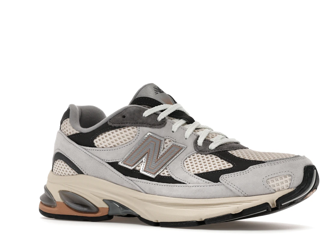 New Balance 2010 Cream Grey