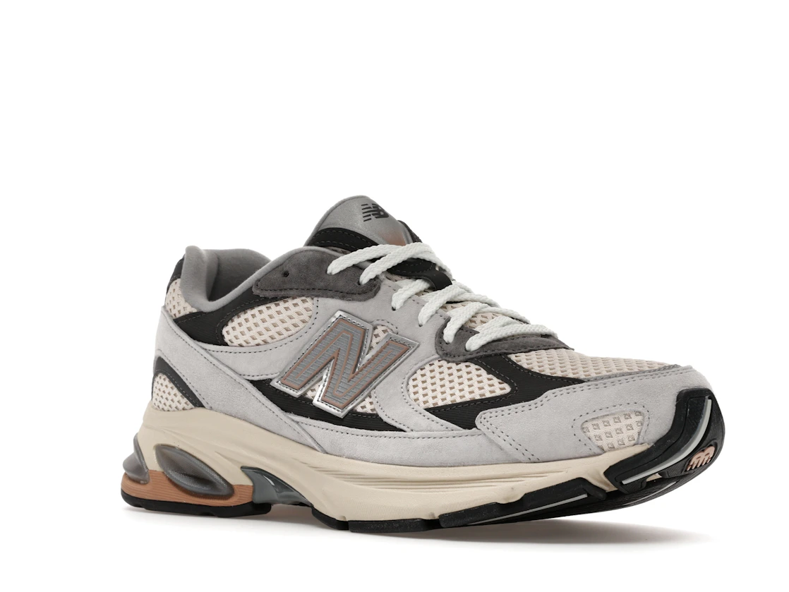 New Balance 2010 Cream Grey