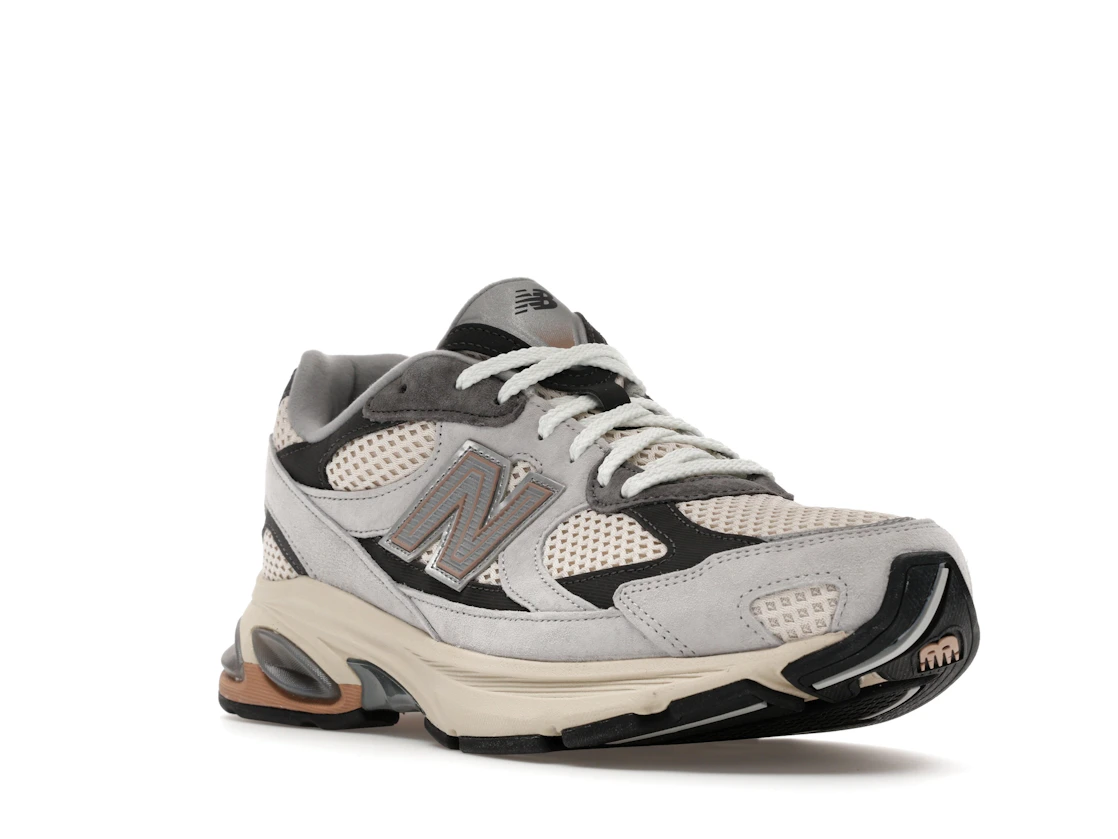 New Balance 2010 Cream Grey