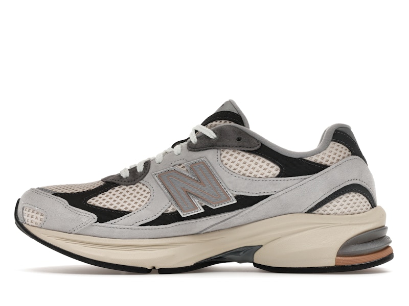 New Balance 2010 Cream Grey