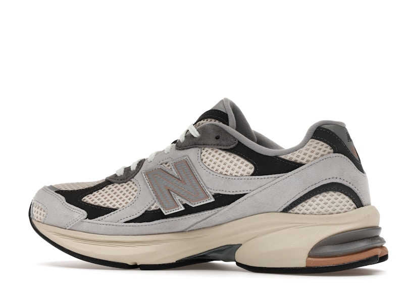 New Balance 2010 Cream Grey