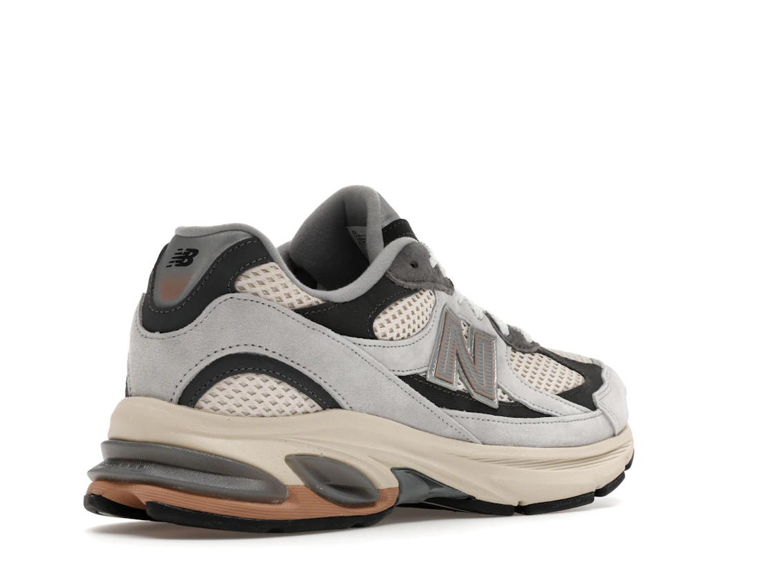 New Balance 2010 Cream Grey