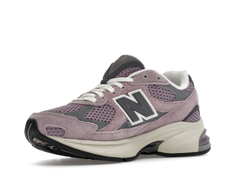 New Balance 2010 Ice Wine Castlerock