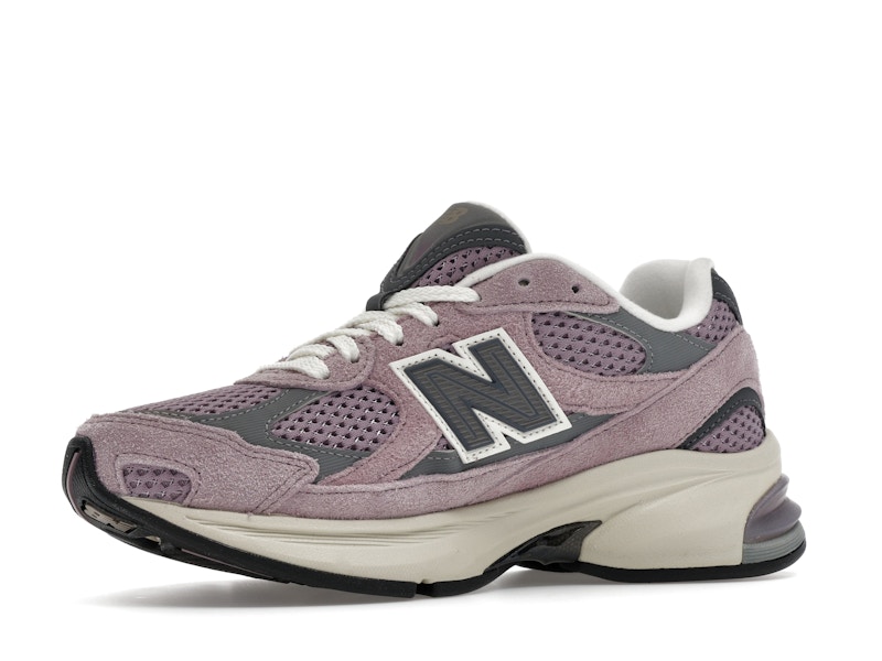 New Balance 2010 Ice Wine Castlerock