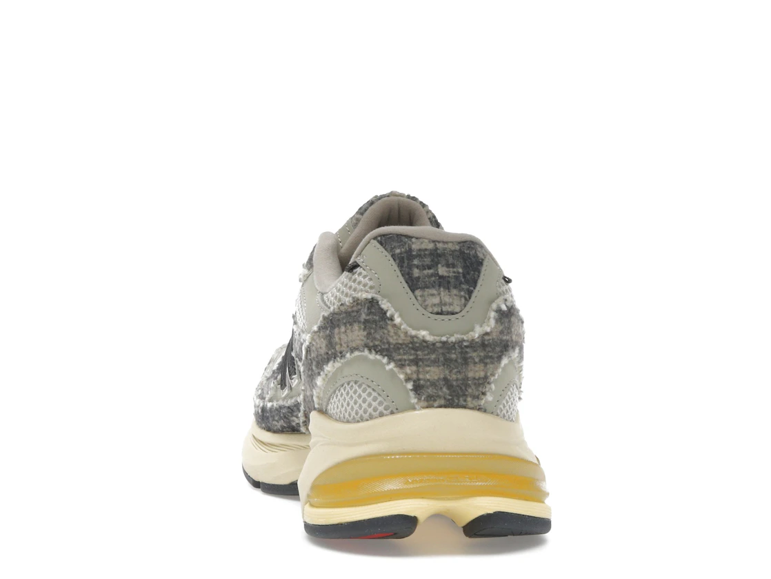 New Balance 2010 Joe Freshgoods Bag Lady