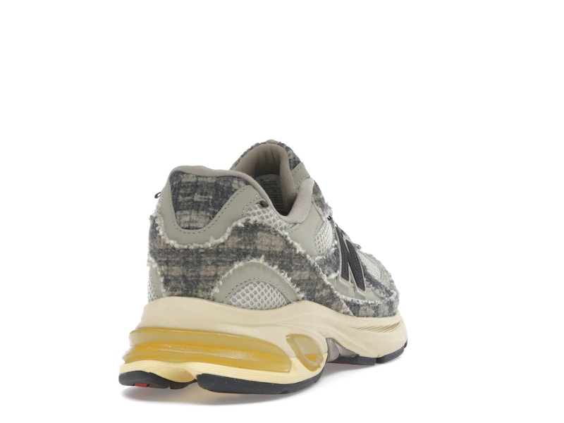 New Balance 2010 Joe Freshgoods Bag Lady