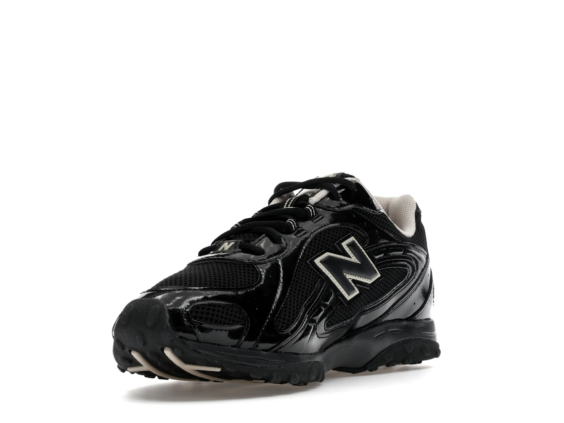 New Balance 204L Black Timberwolf