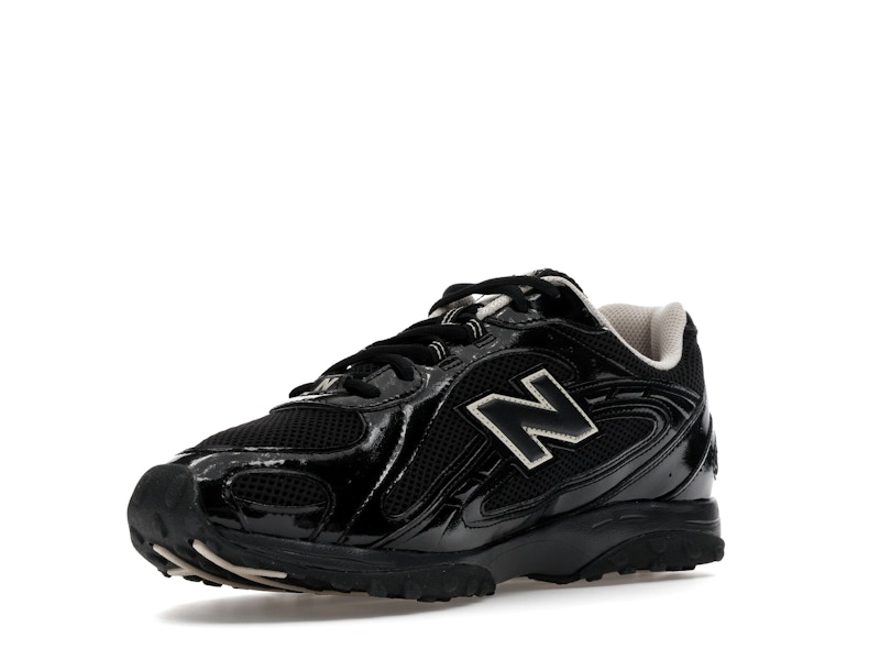 New Balance 204L Black Timberwolf