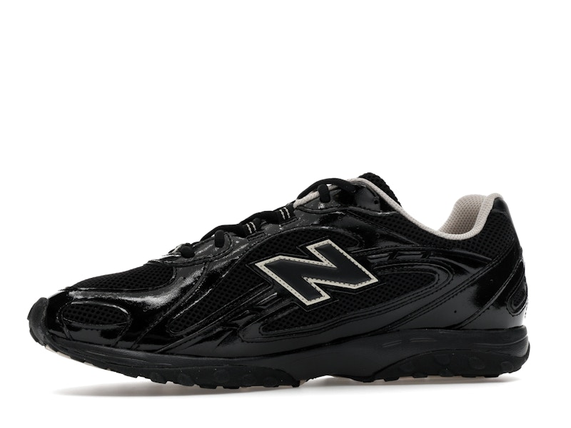 New Balance 204L Black Timberwolf