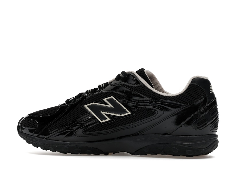 New Balance 204L Black Timberwolf