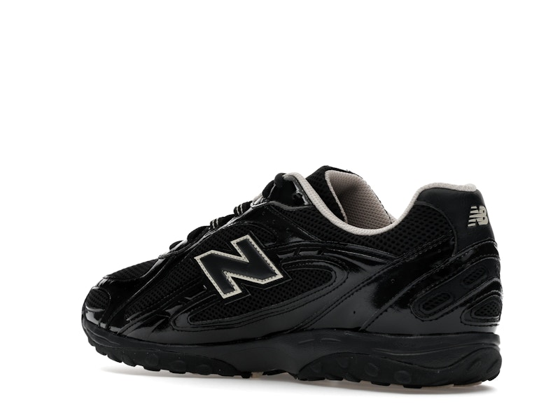 New Balance 204L Black Timberwolf