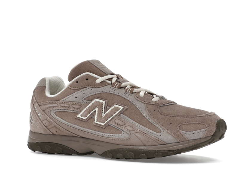 New Balance 204L Mushroom Arid Stone