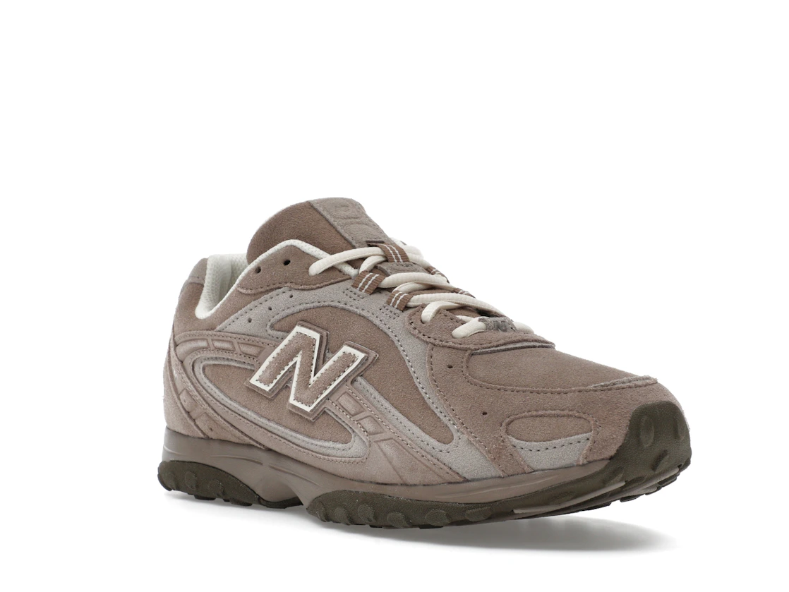 New Balance 204L Mushroom Arid Stone
