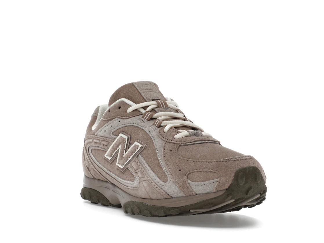New Balance 204L Mushroom Arid Stone