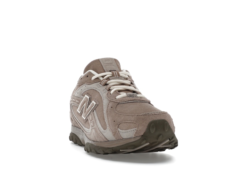 New Balance 204L Mushroom Arid Stone