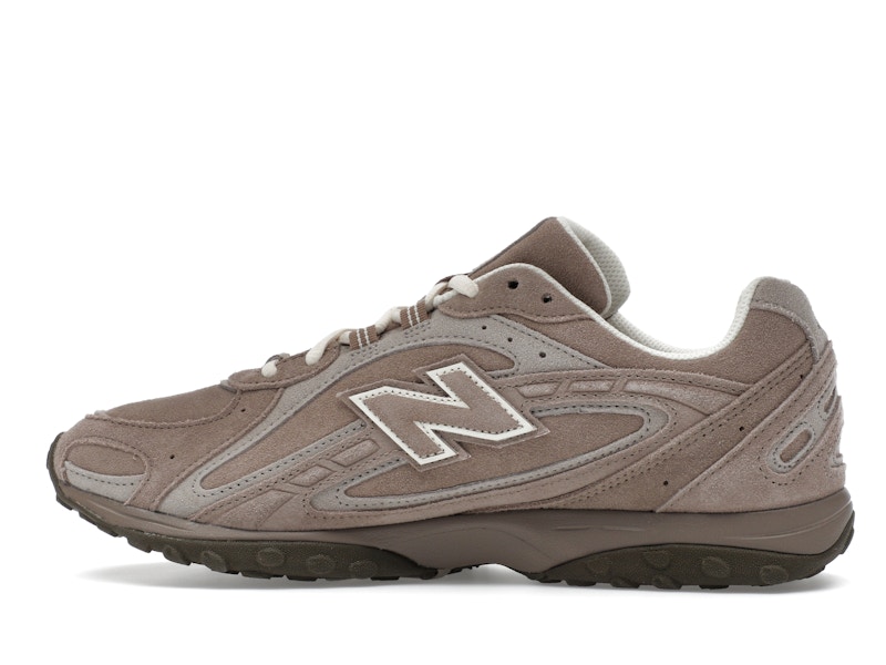 New Balance 204L Mushroom Arid Stone