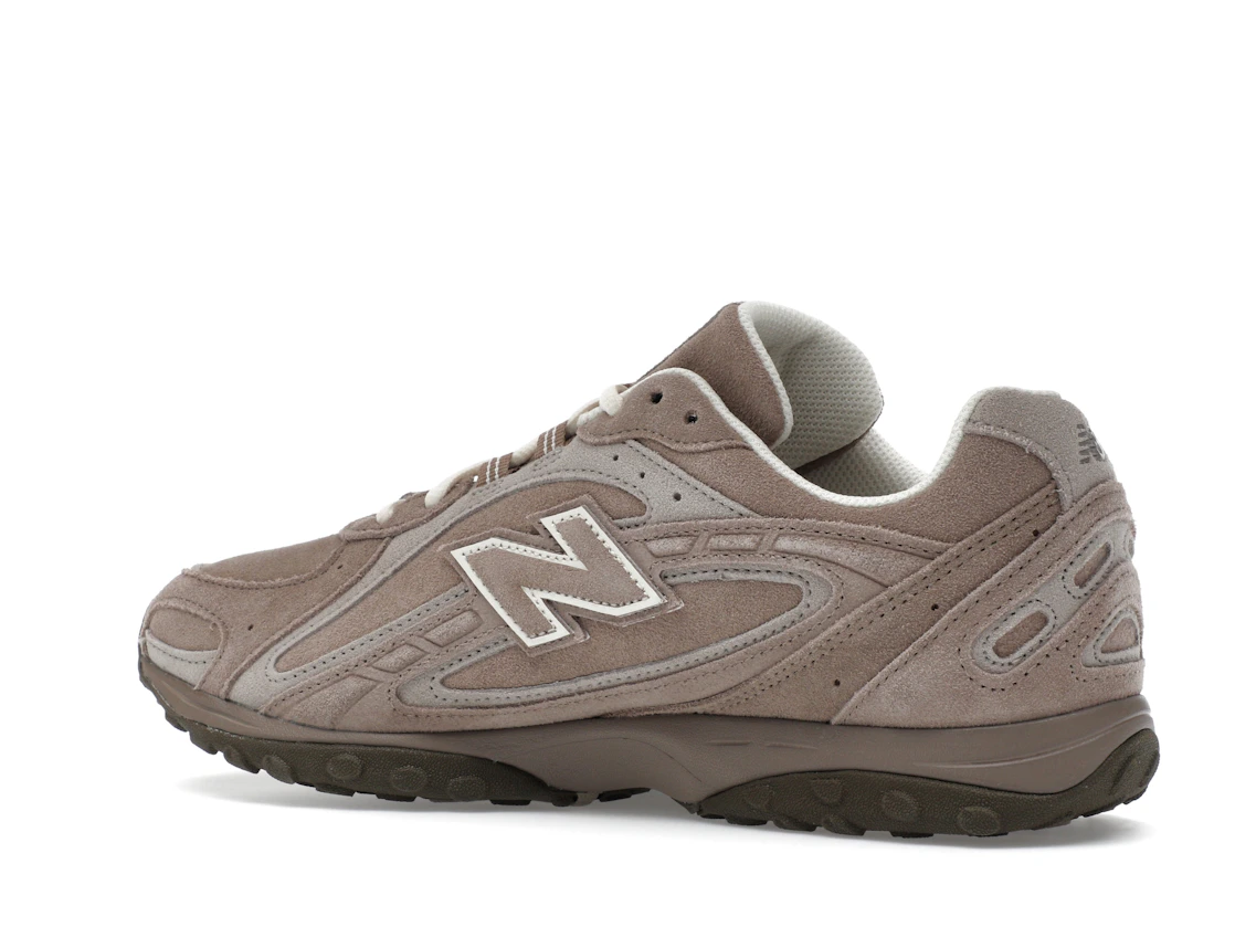 New Balance 204L Mushroom Arid Stone