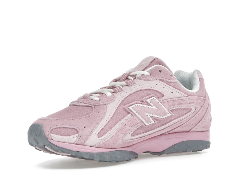 New Balance 204L Pastel Pink