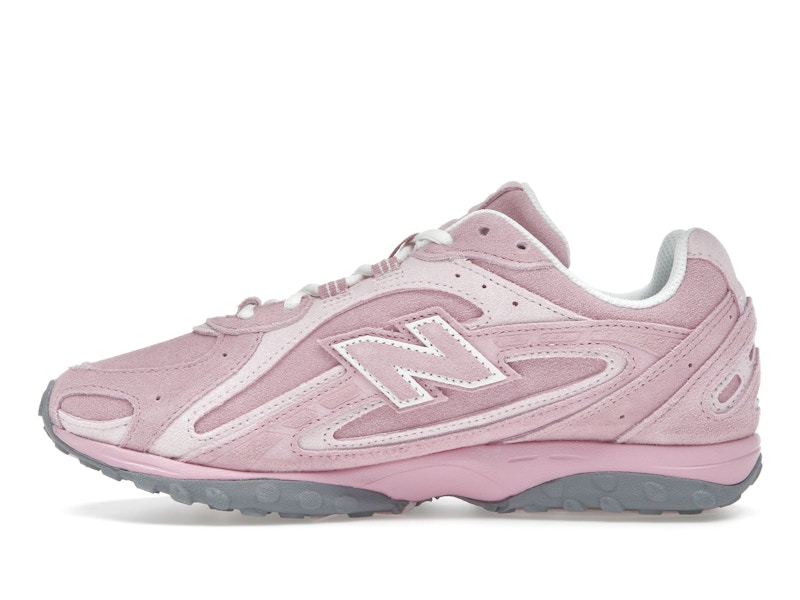 New Balance 204L Pastel Pink