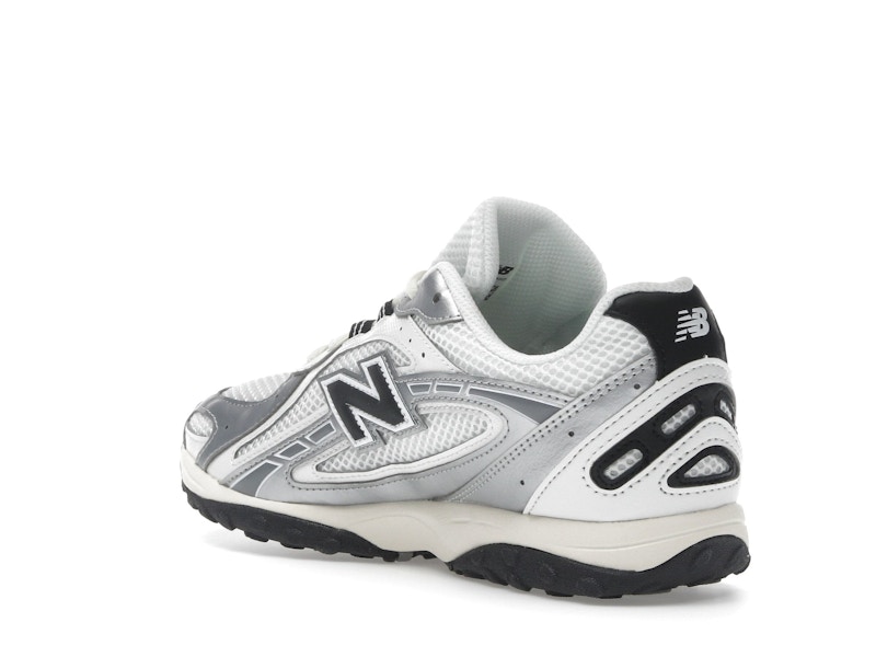 New Balance 204L Silver Metallic Black