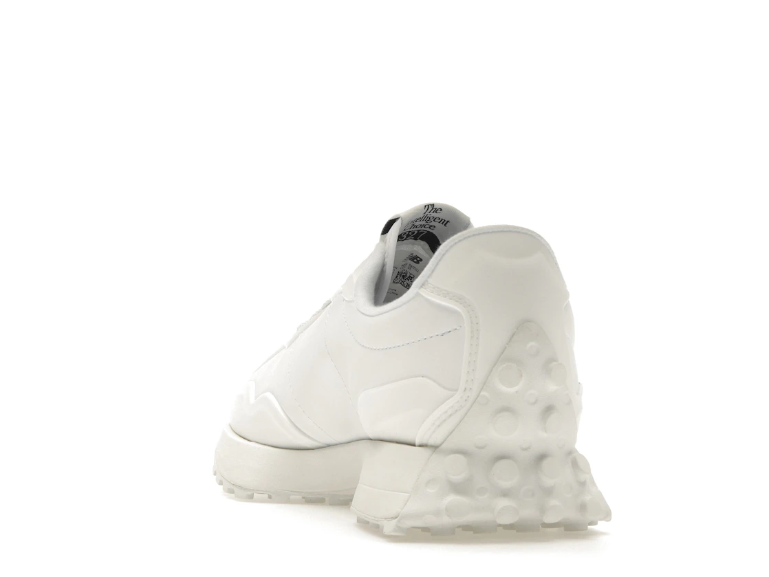 New Balance 327 White Beige