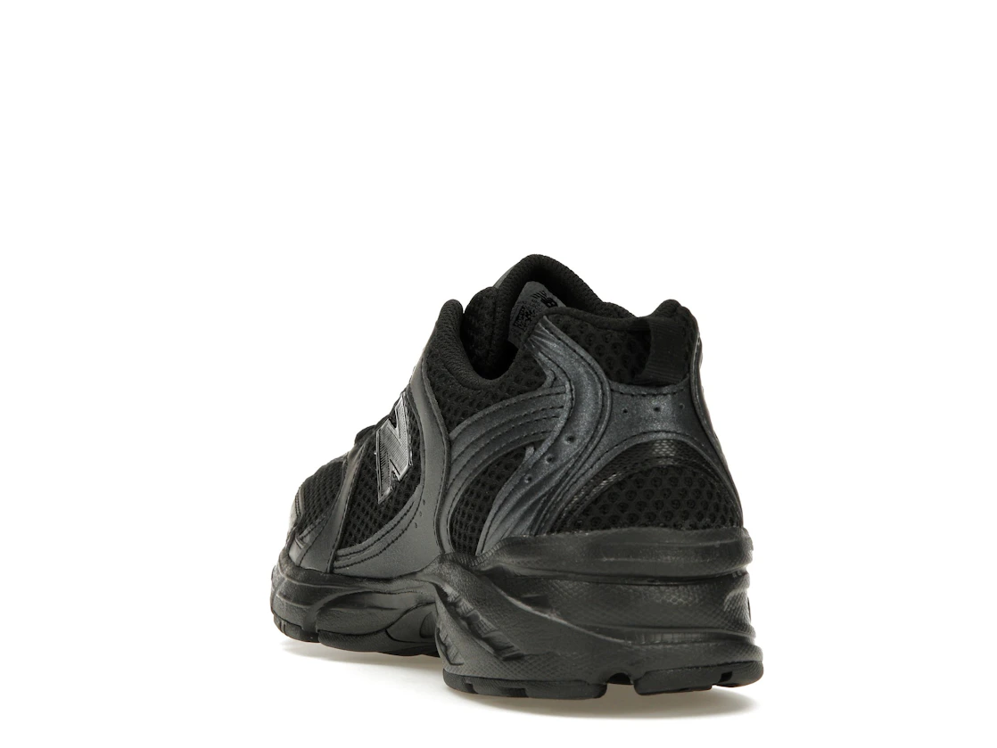 New Balance 530 Black Dark Grey