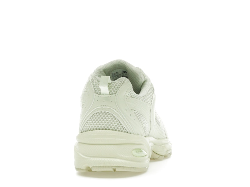 New Balance 530 Mineral