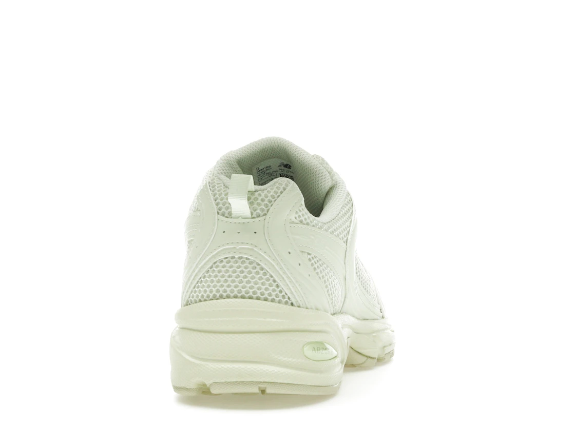 New Balance 530 Mineral