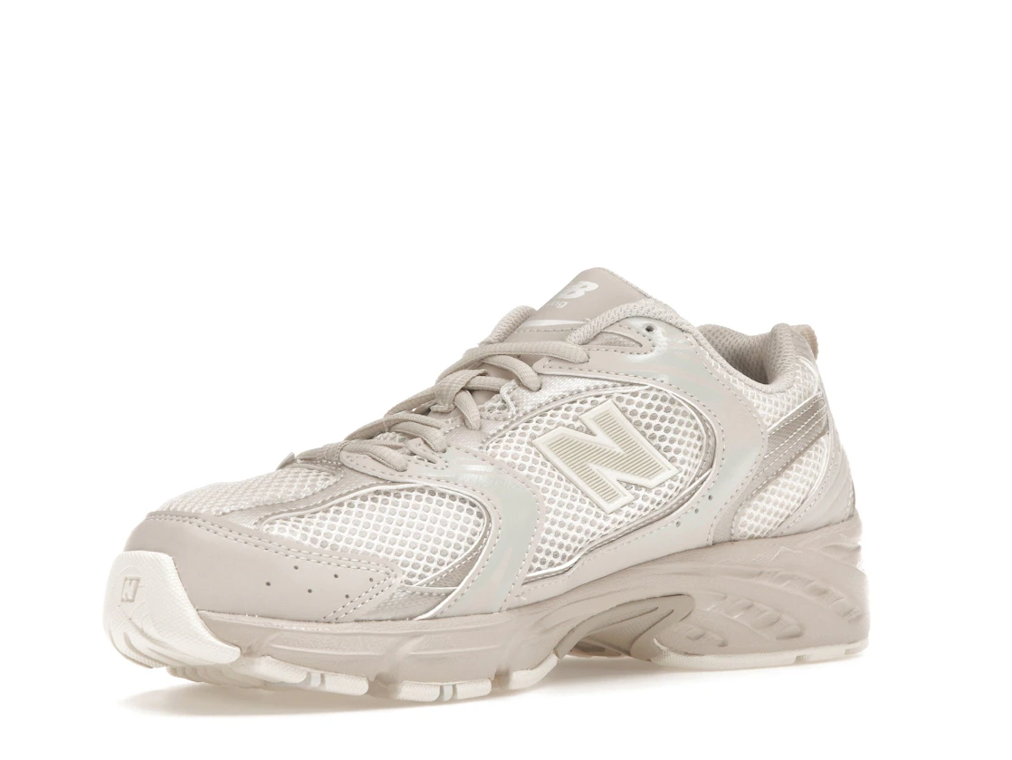 New Balance 530 Moonbeam