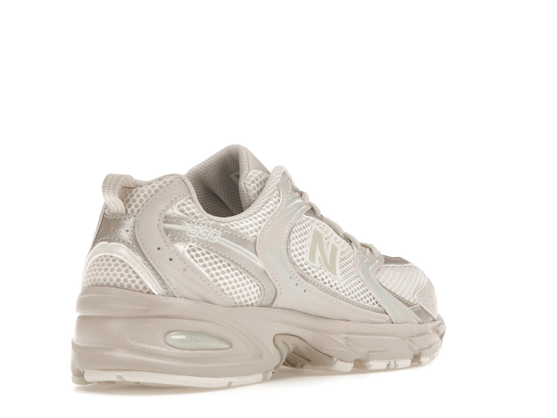 New Balance 530 Moonbeam