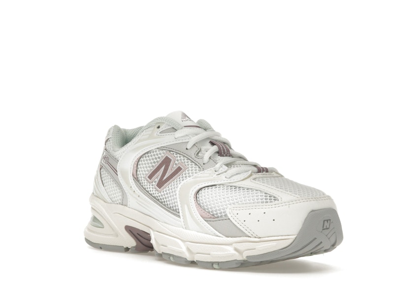 New Balance 530 Sea Salt Ice Wine