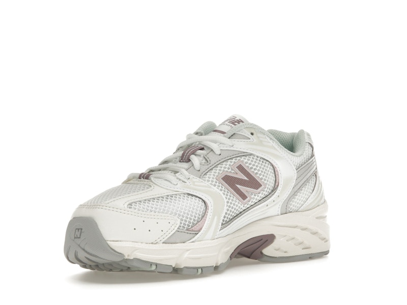 New Balance 530 Sea Salt Ice Wine