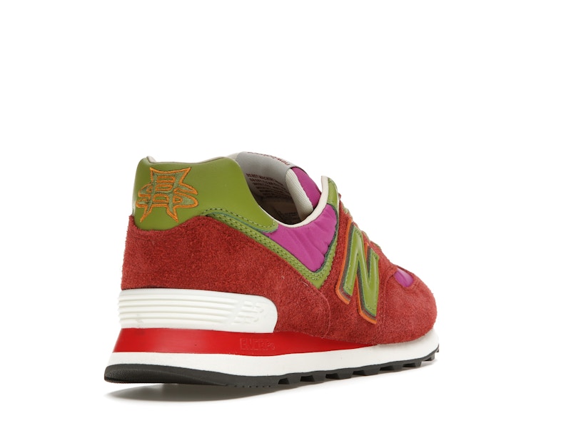 New Balance 574 Stray Rats Red