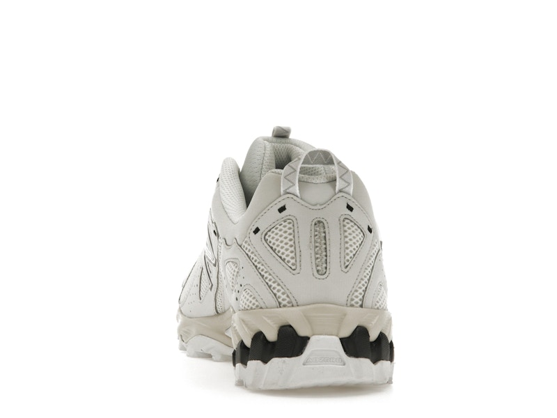 New Balance 610 Nimbus Cloud White Black