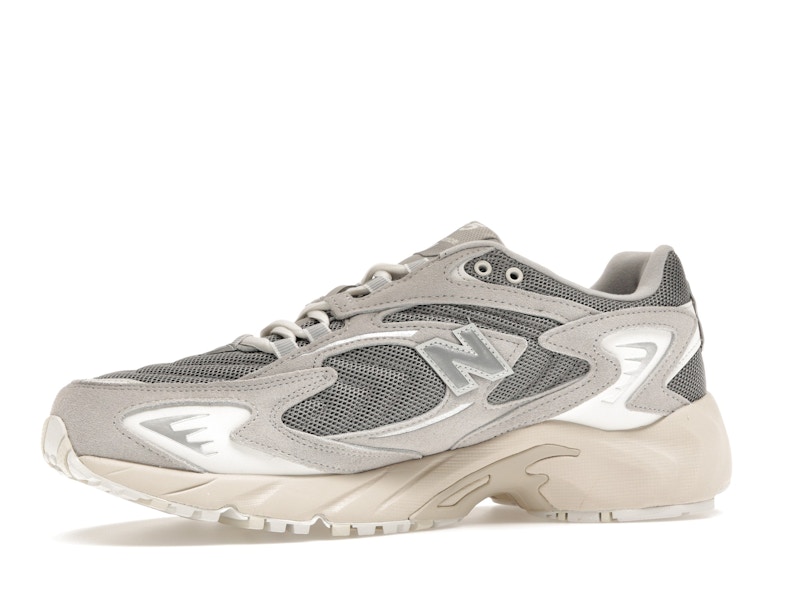 New Balance 725 Light Grey