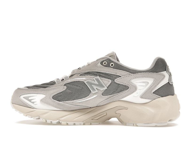 New Balance 725 Light Grey