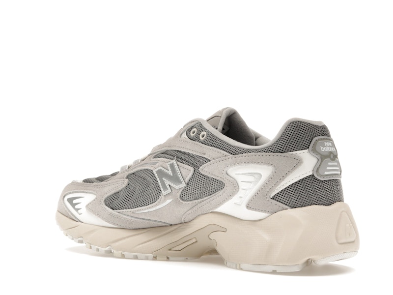 New Balance 725 Light Grey