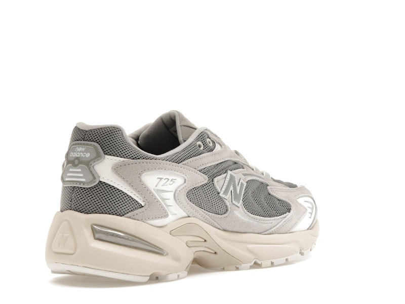 New Balance 725 Light Grey
