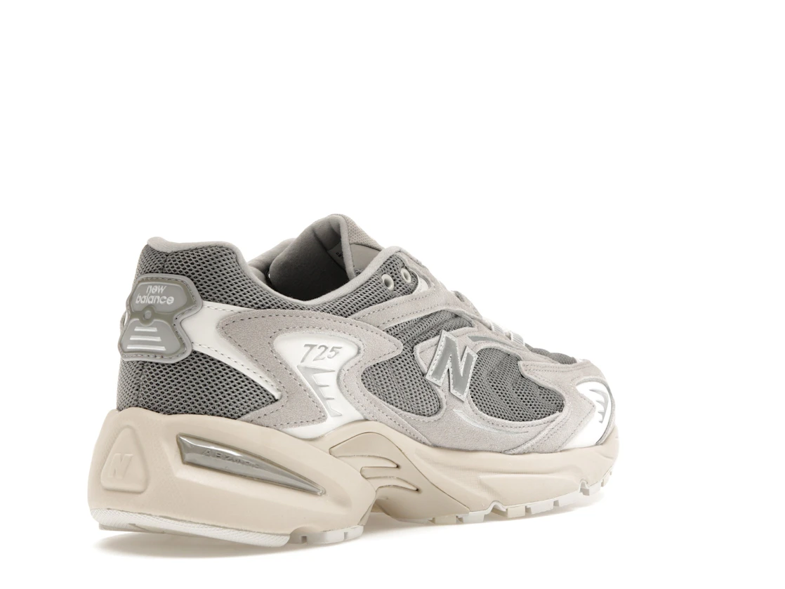 New Balance 725 Light Grey