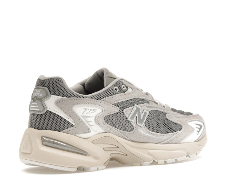 New Balance 725 Light Grey