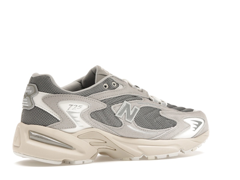 New Balance 725 Light Grey