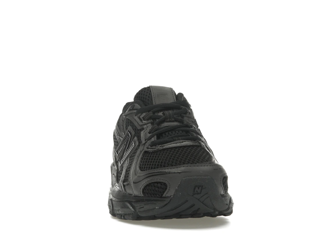 New Balance 740 Triple Black